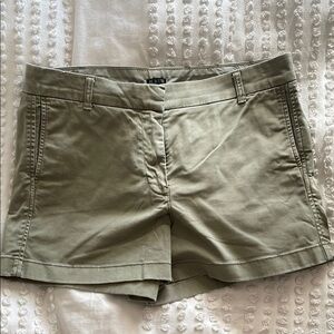 J. Crew Women's Green chino shorts, 4” inseam